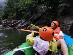 -安吉龙王山峡谷漂流
