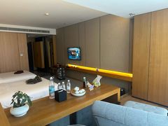 -优逸酒店(柳州窑埠古镇万象城店)