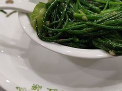 -三江源美食城