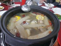 -花苑美食横琴生蚝火锅(拱北粤华路店)