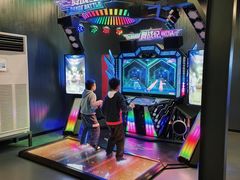 -极限PLAY运动娱乐新世界·团建派对表演休闲馆·室内高空游乐园