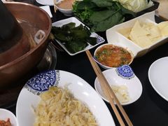 -楼外楼大刀肉传统火锅居(幸福街店)