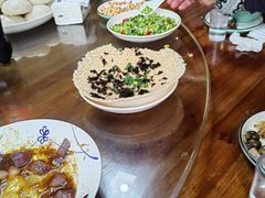 -芦茨金富饭庄·25年老字号·专做稻草鸡