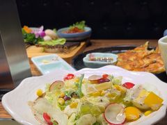 -明洞阿姨·韩式酱蟹烤肉·创意料理(三元桥店)