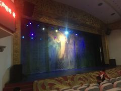 -勐巴拉娜西超级歌舞秀