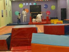 -小小元气运动馆(无锡茂业中心店)