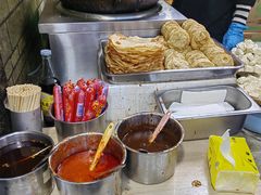 -仓桥直街臭豆腐