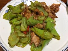 -那家老院子东北菜·饺子·小鸡炖蘑菇(艳华街店)