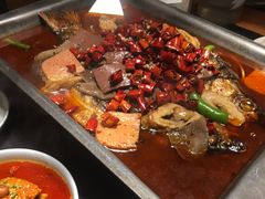 -辣尚瘾·烤鱼·新川菜(交大直营店)