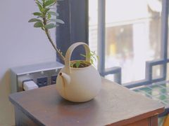 靠窗位-知亘茶食