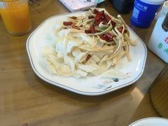 -鲁南仔·滕州炒鸡(经三路店)