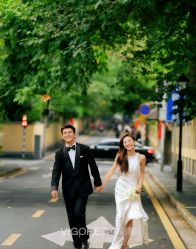 -雪中彩影婚纱摄影·微光艺术中心