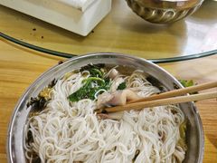 -胡记牛杂粉