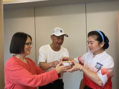 -有红鸡毛店·川菜(建设路店)