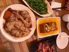 -隔壁老王·家常云南菜(花巷店)