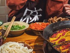 -周幺妹重庆老火锅(银泰城总店)