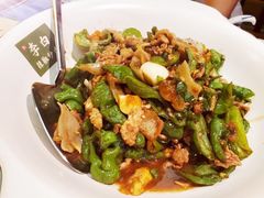 辣椒炒肉-敬李白·江南小馆(万达店)