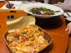 -老滇山寨•云南特色菜•地方菜•民族风情歌舞表演(金碧店)