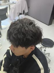 -宫铭烫发染发接发店