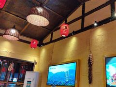 -富正毅三下锅·湘西韵味(天门山索道店)