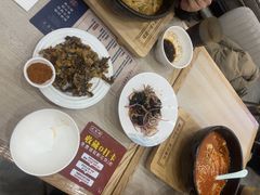-花馬肆.云南过桥米线(汉神购物广场现场熬汤店)