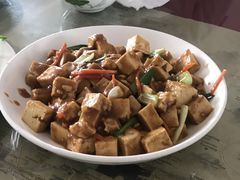 酱炖豆腐-北京龙庆四季香农家饭庄·灶台鱼·碳烤虹鳟鱼(龙庆峡店)