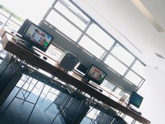 -上海宝信宝马4S店