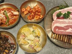-草家酱蟹炭火烤肉店(珲春南路二店)