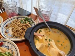 -鸽舞笙平金牌烧鸽子·融合菜(鲁谷店)