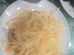 -鹤乡东北菜(崮山路店)