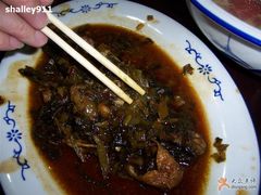 咸菜昂刺鱼-唔呶喔哩酒家(生产街店)