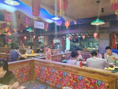 -鱼窝棚柴火铁锅炖(富山屯店)