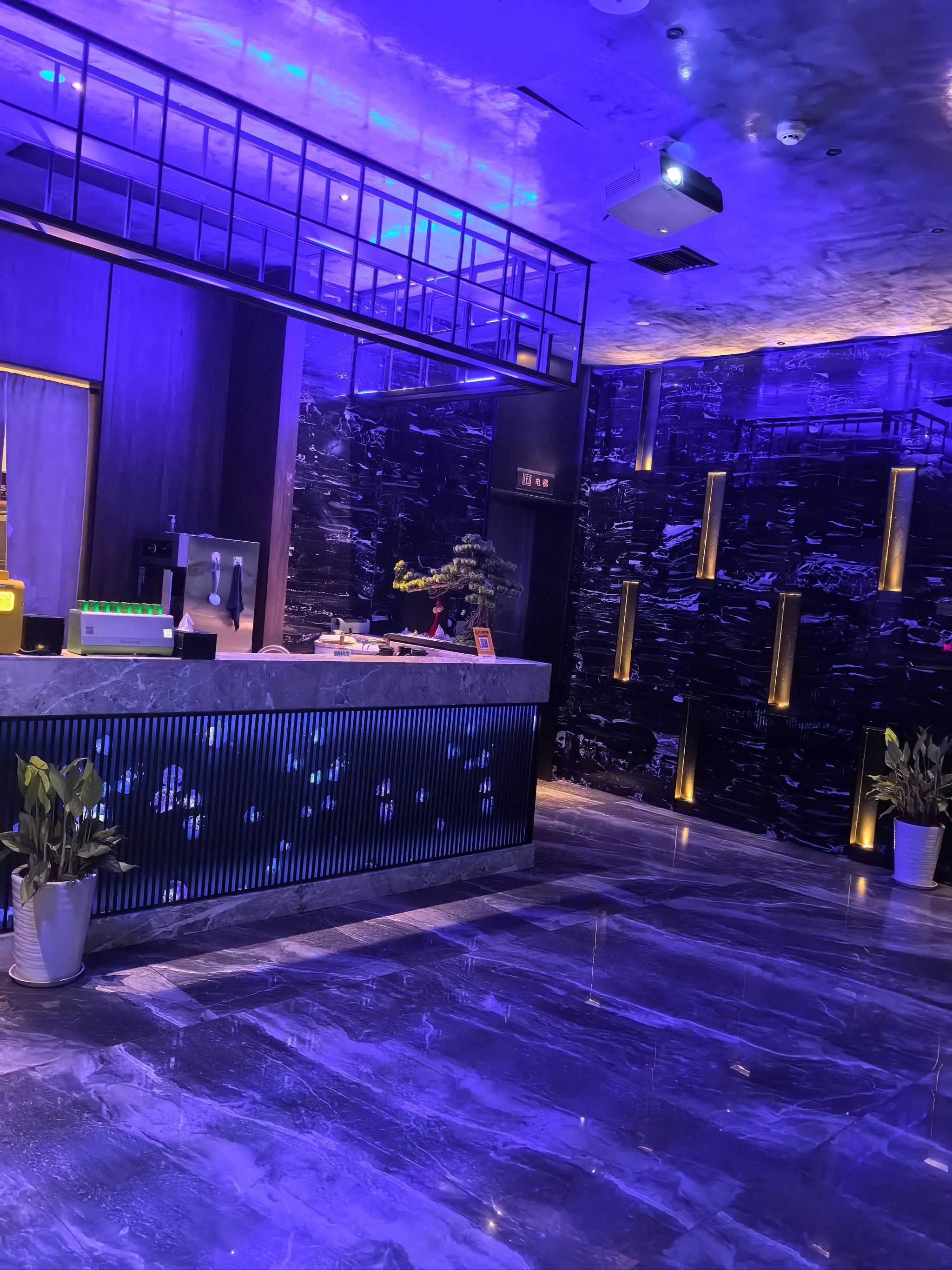 在这家足疗店体验了一次,感觉真是太好了