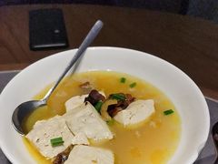 -吴越荣记苏州菜·松鼠桂鱼100%活鱼现做(斜塘老街店)