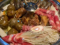 -黄记煌三汁焖锅(1818广场店)