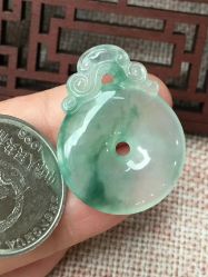 -北京七彩云南翡翠珠宝旗舰店(月坛店)