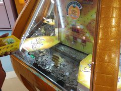 -爱玩嘉年华(合川财富广场店)