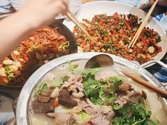 -川流不息·地道川菜·小龙虾(新松江路店)
