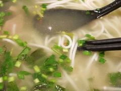 汤米线-红山擀面皮(红山总店)