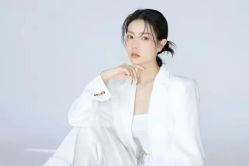 点击看大图 -定格摄影·轻奢定制写真馆