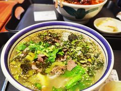 -云阿蛮云南生烫牛肉米线(奉贤路店)