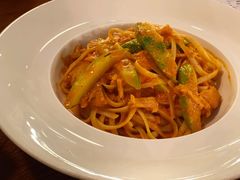 烟熏三文鱼意面-UPPER KITCHEN(延安路店)