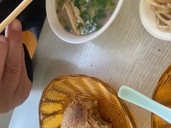 -洪峰浩老北京烧饼夹肉(角门路店)