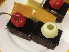 -昆山裕元花园酒店·温莎西餐厅