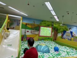 -孩子王(万达广场店)