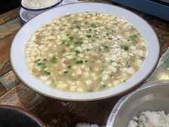 汪豆腐-八张桌子(老店)