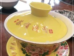 -伊源鼎盛餐饮服务有限公司