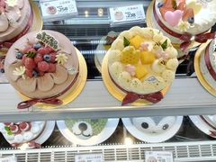 -花花卷卷·鲜食蛋糕(静安久光百货店)