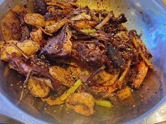 -嘎嘎鸭下巴·爆辣干锅(明教寺店)