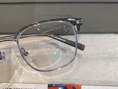 -爱视眸Eyeblling眼镜·依视路·蔡司镜片折扣店(百联南方商城购物中心)